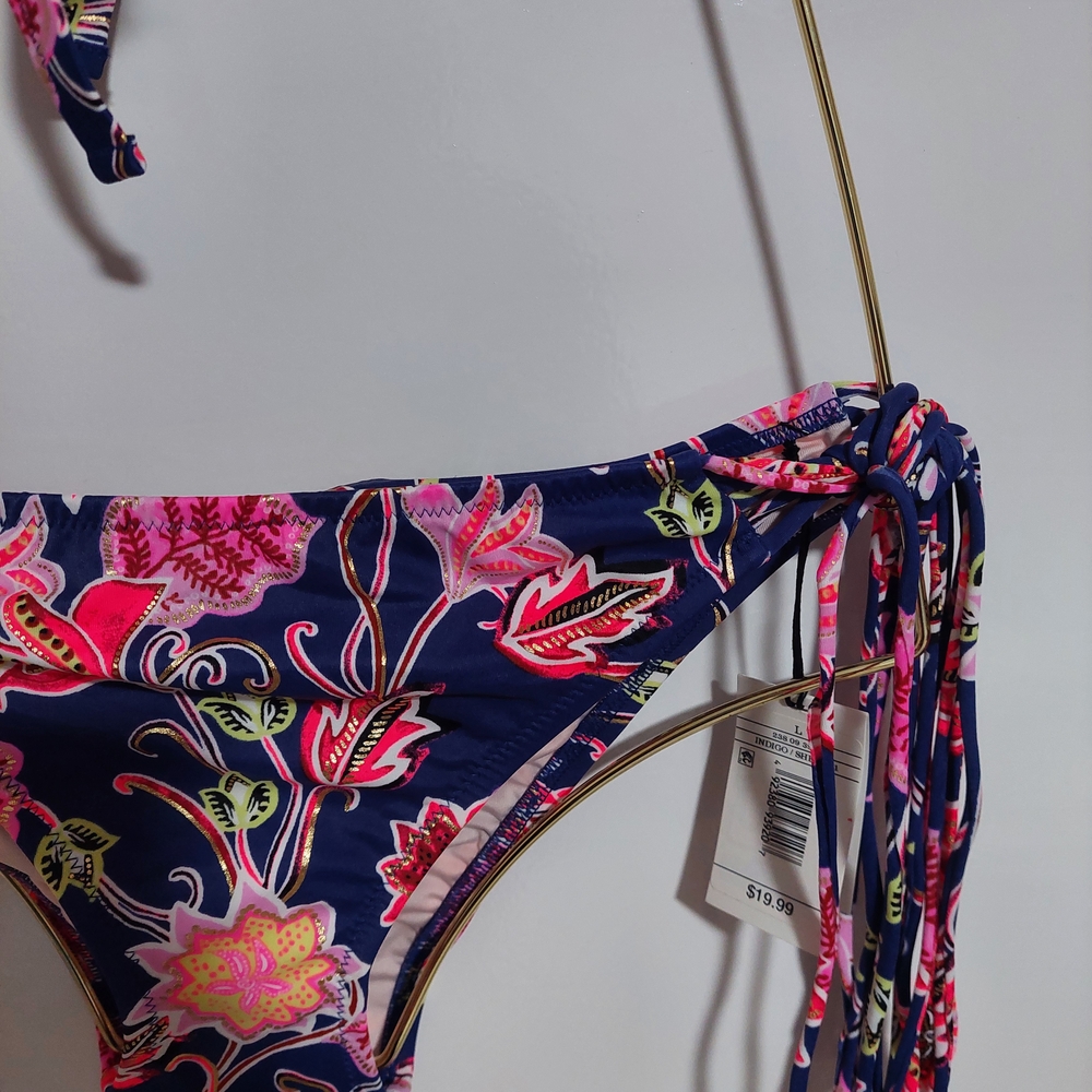 Indigo Blue and‎ Pink Floral Bikini with Criss-Cross Straps - Picture 5 of 10